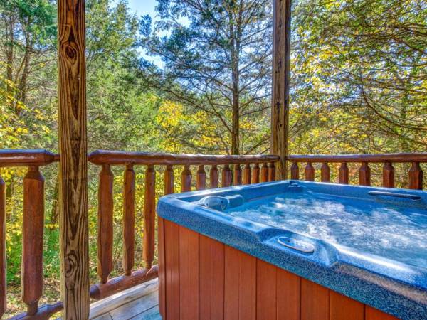 Moonlight Theater Lodge 3 Bedrooms Hot Tub Pool Sleeps 14