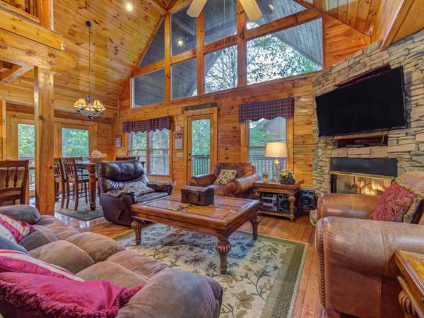 Mountain Flower 4 Bedrooms Hot Tub Pool Sleeps 12