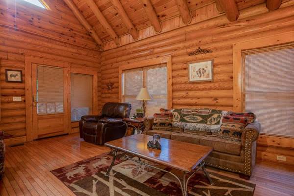 NEW! Bogey Bear Accomodations in Pigeon Forge Resort!