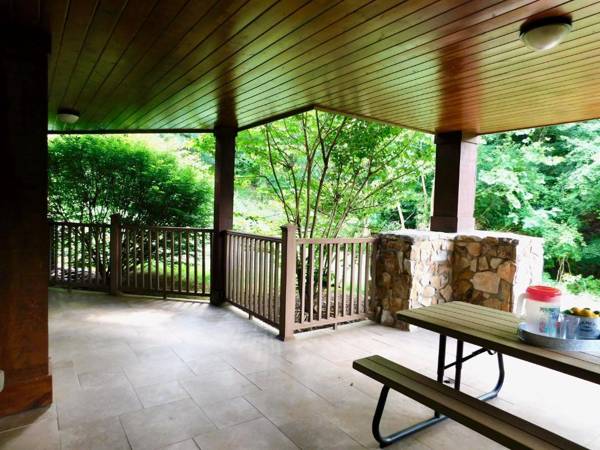 The Trailhead Condominiums