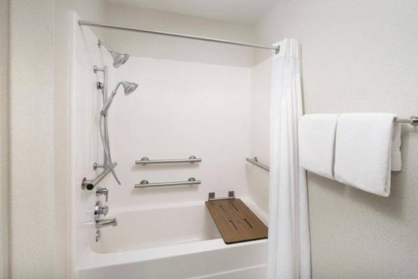 Holiday Inn Express Knoxville-Strawberry Plains an IHG Hotel