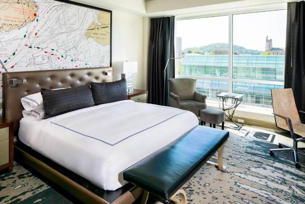 Workspace - The Tennessean Personal Luxury Hotel