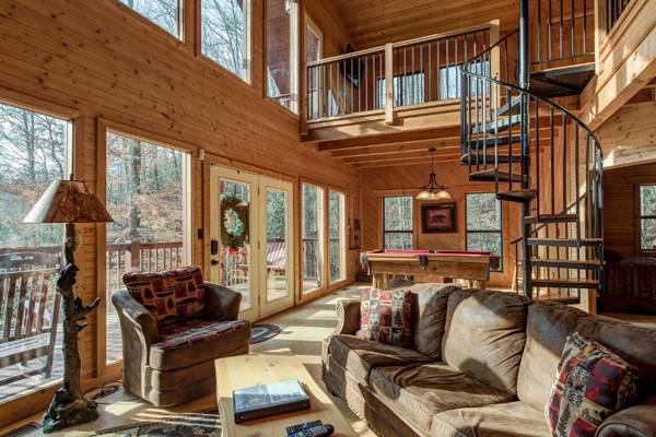 Dreams & Streams 2 Bedrooms Jetted Tub Pool Table Arcade Sleeps 8