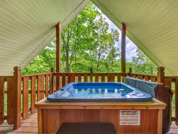 Macys Hideaway 1 Bedroom Hot Tub WiFi Sleeps 7