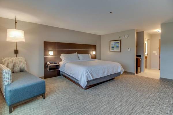 Holiday Inn Express & Suites - Union City an IHG Hotel