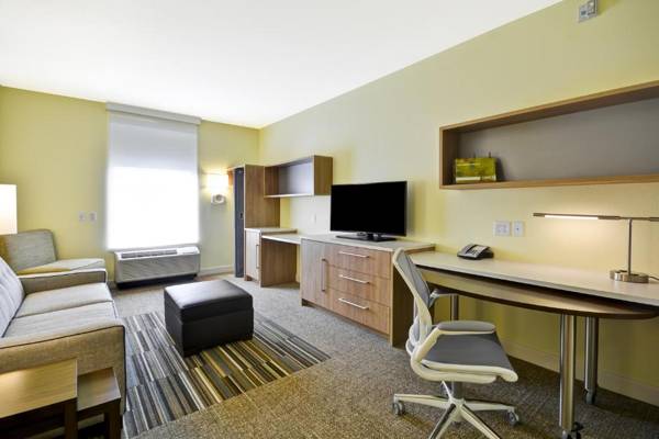Workspace - Home2 Suites By Hilton Dallas Addison