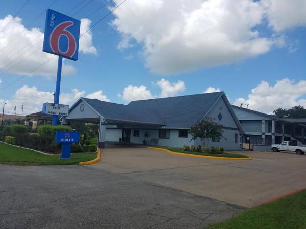 Motel 6-Alvin TX