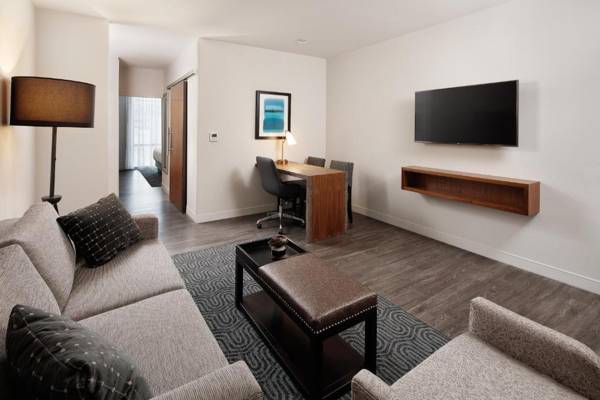 Workspace - Embassy Suites Amarillo Downtown