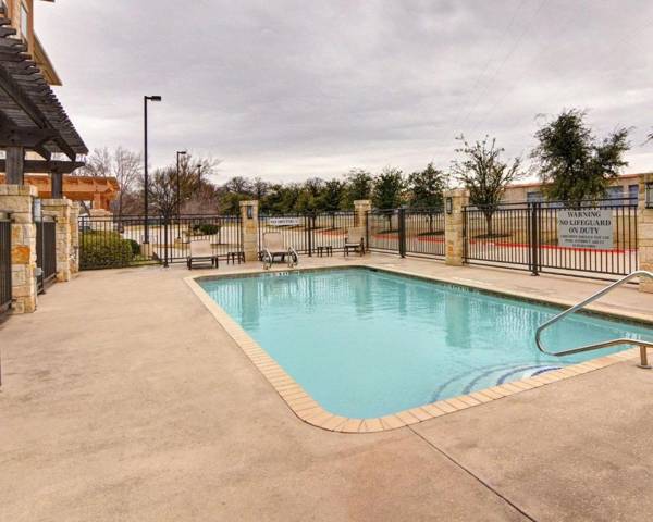 Comfort Suites Arlington - Entertainment District