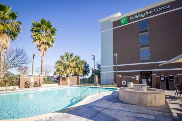 Holiday Inn Express Hotel & Suites Austin Airport an IHG Hotel
