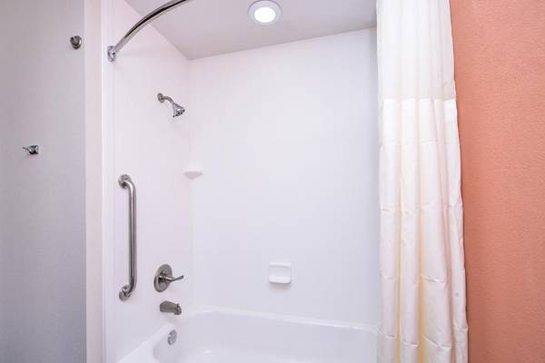 Sleep Inn & Suites Austin – Tech Center