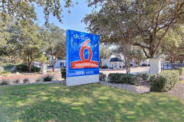 Studio 6-Austin TX - Midtown