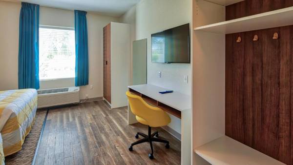 Workspace - Uptown Suites Extended Stay Austin TX- Round Rock