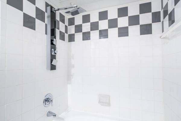 Mint House Austin - South Congress