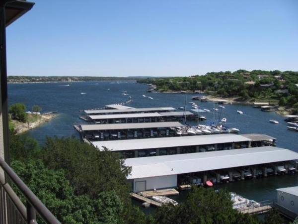 THE LIVING LOCAL LAKEWAY COVE on Lake Travis