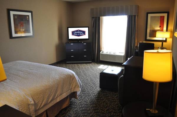 Hampton Inn & Suites Bay City