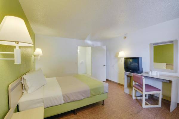 Motel 6-Baytown TX - Baytown East