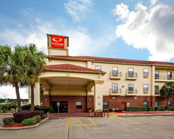 Econo Lodge Inn & Suites Beaumont