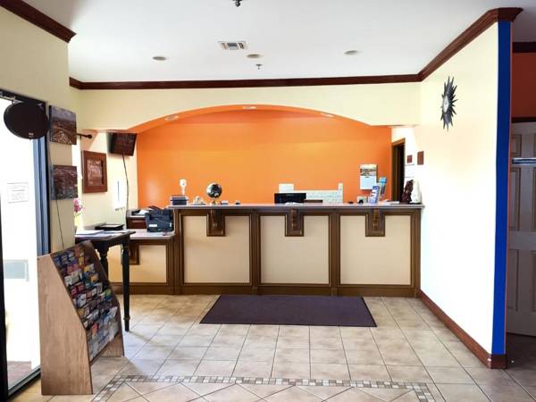 Boca Chica Inn and Suites