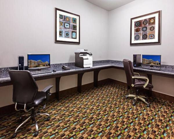 Workspace - Holiday Inn Express & Suites Cleveland an IHG Hotel