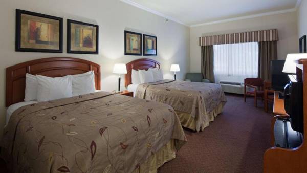 Best Western Inn & Suites Cleveland