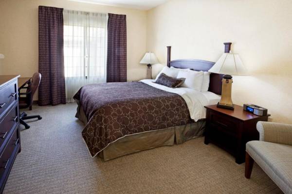 Workspace - Staybridge Suites Corpus Christi an IHG Hotel