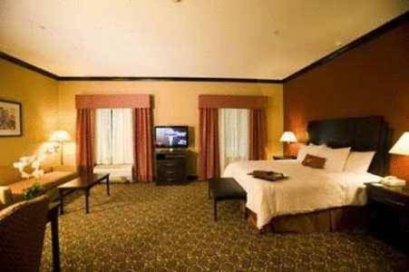 Hampton Inn & Suites Dallas-DeSoto