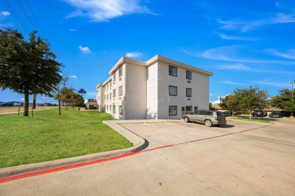 Motel 6-Decatur TX