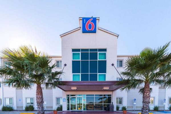 Motel 6-Eagle Pass TX - Lakeside