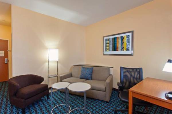 Workspace - Fairfield Inn and Suites by Marriott El Paso