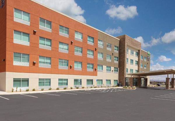 Holiday Inn Express & Suites - El Paso North an IHG Hotel