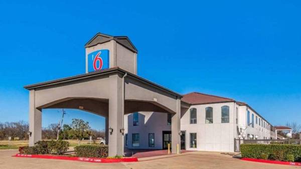 Motel 6-Ennis TX