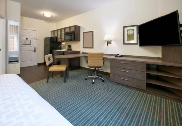 Workspace - Candlewood Suites Dallas Fort Worth South an IHG Hotel