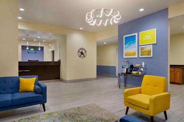 Days Inn & Suites by Wyndham DFW Airport South-Euless