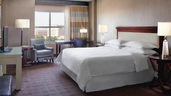 Sheraton Fort Worth Downtown Hotel