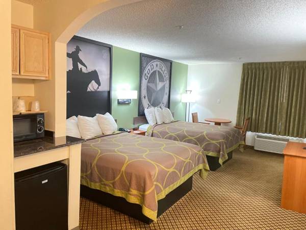 Super 8 by Wyndham Fort Worth South