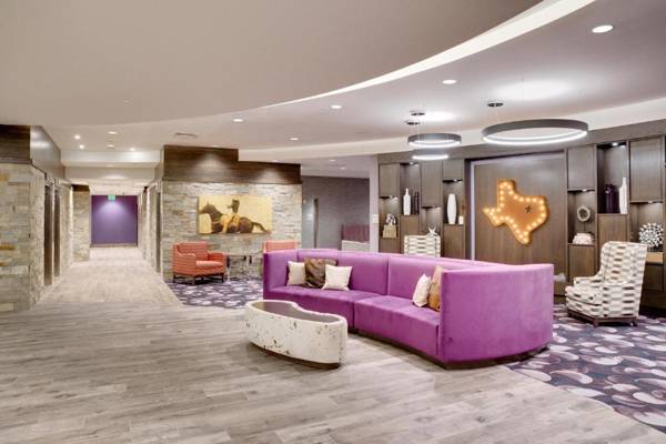 Hampton Inn & Suites Fort Worth Downtown