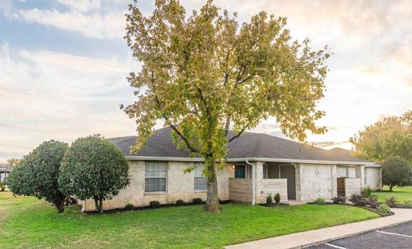 Fredericksburg Fun - All Four Units 101