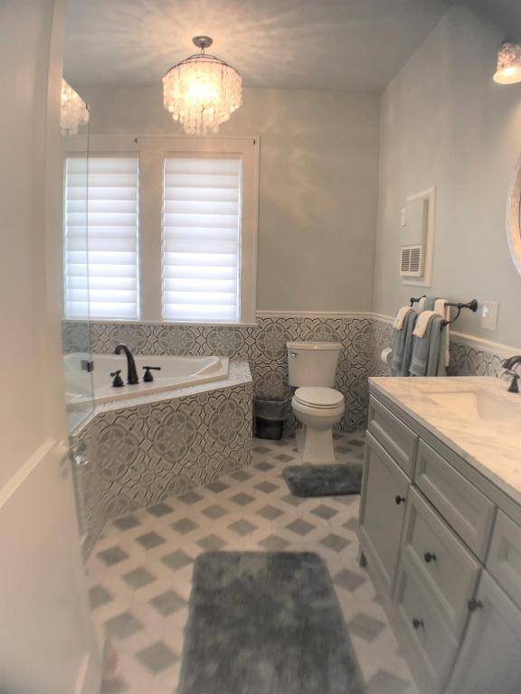 Avenue O Bed and Breakfast