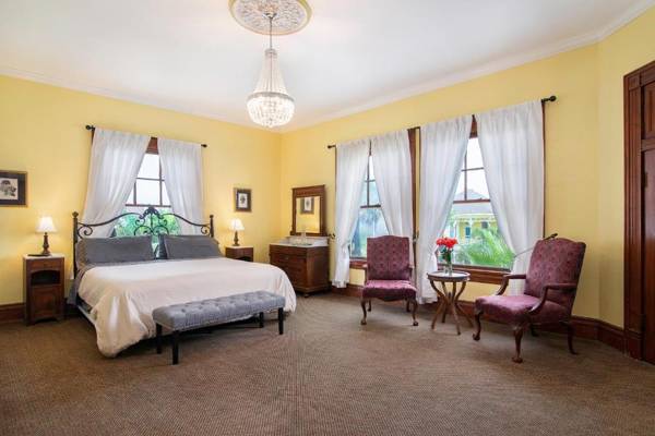 Schaefer Haus Mansion