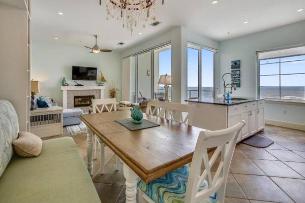 Diamond Beach 608-Blue Lagoon