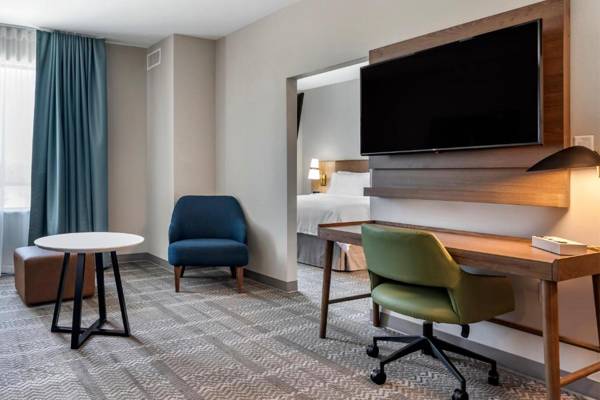 Workspace - Staybridge Suites - Dallas - Grand Prairie an IHG Hotel