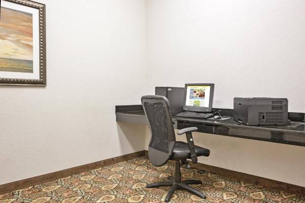 Workspace - Americas Best Value Inn - Gun Barrel City