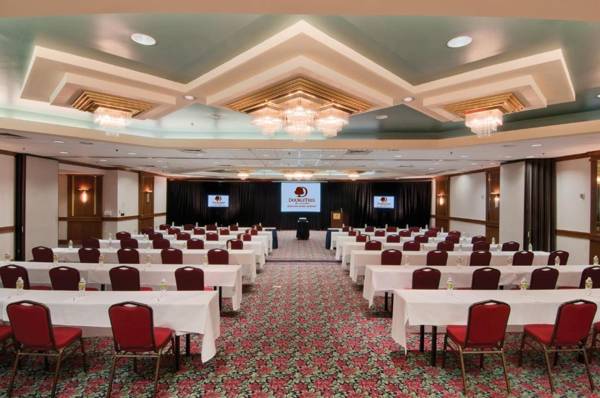 DoubleTree by Hilton Hotel Houston Hobby Airport