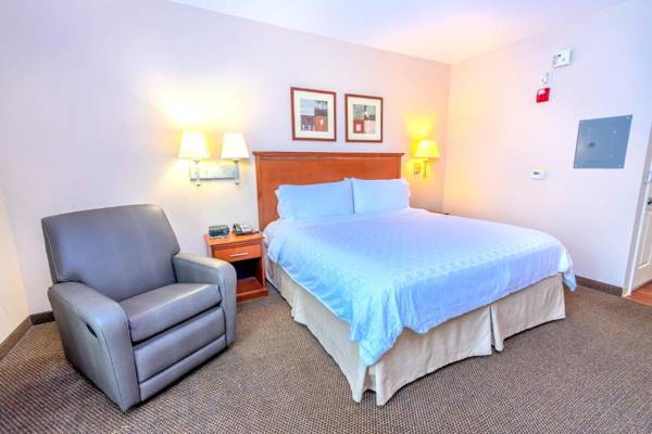 Candlewood Suites Houston I-10 East an IHG Hotel