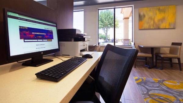 Best Western Plus North Houston Inn & Suites