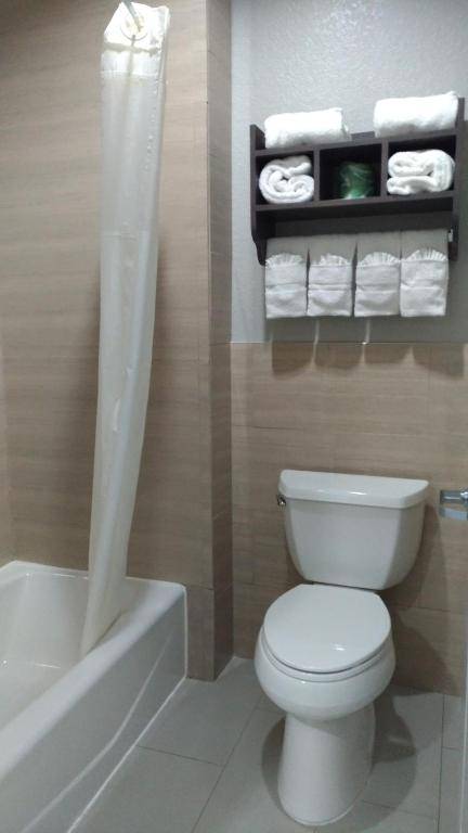 Haven Inn & Suites Downtown Houston.