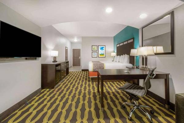 Workspace - La Quinta by Wyndham Houston Humble Atascocita