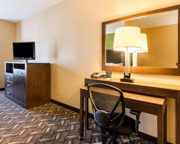 Workspace - Comfort Suites Jewett