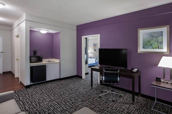 Workspace - La Quinta by Wyndham Lubbock North